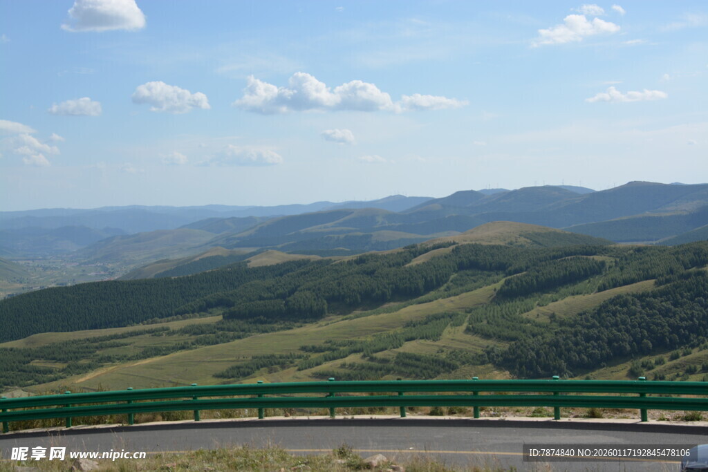 山间公路美景