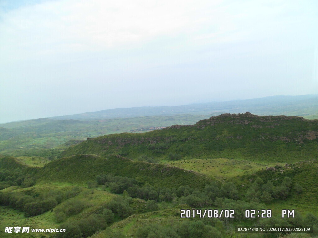 绿色山峦风景