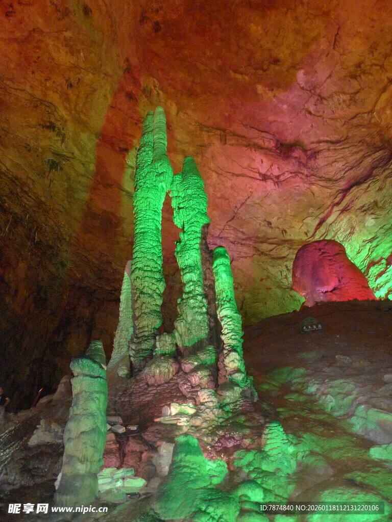 梦幻溶洞景观