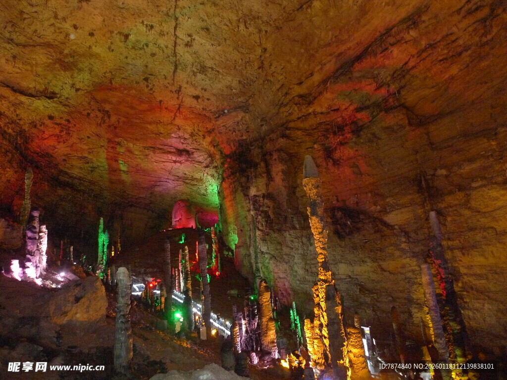 梦幻溶洞景观