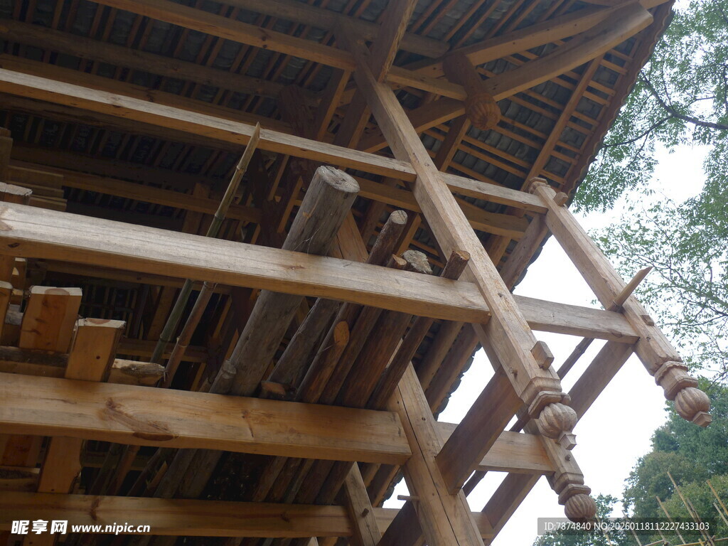 传统木结构建筑局部