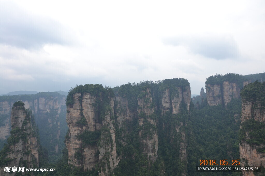 张家界奇峰美景