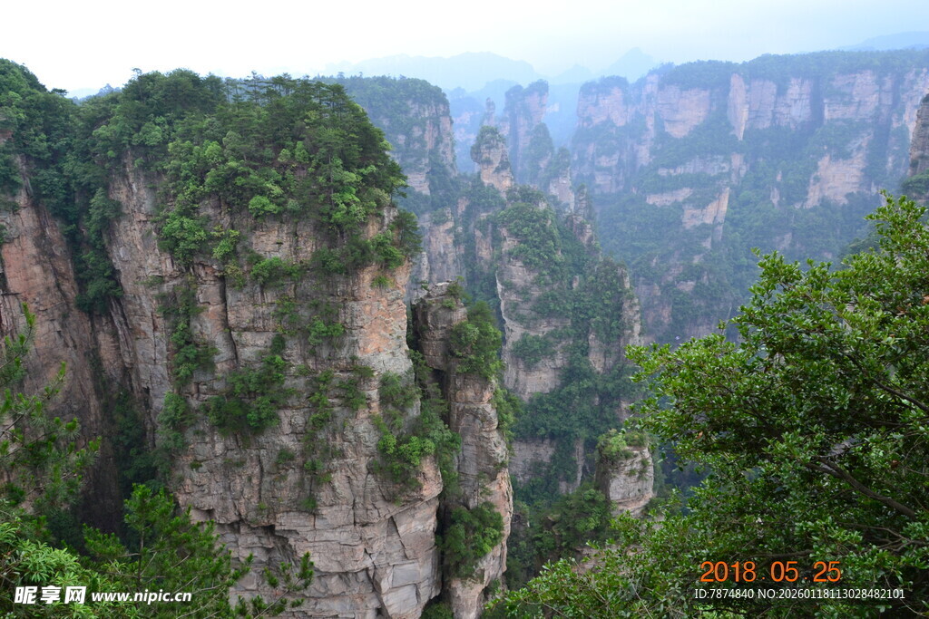 壮丽张家界奇峰景观