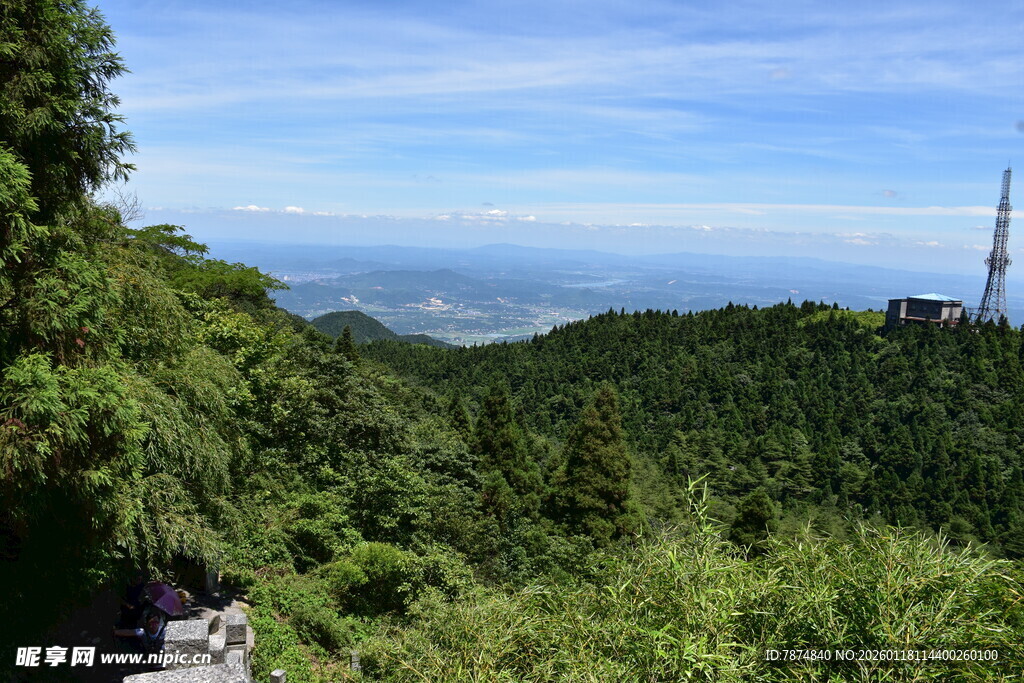 山林远眺美景