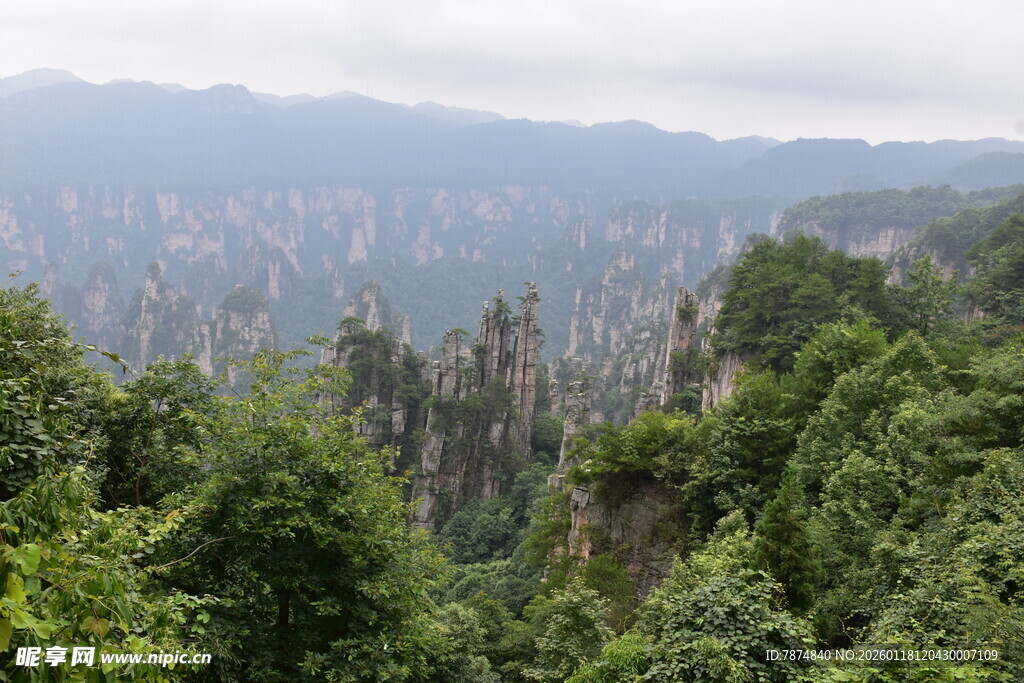 张家界奇峰异石景观