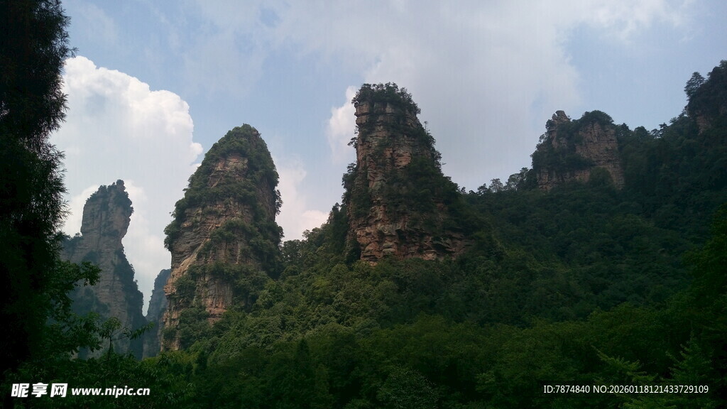 张家界奇峰异石景观