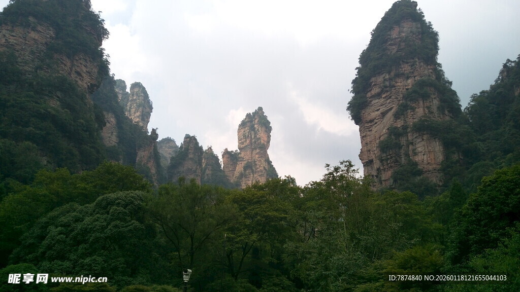 张家界奇峰异石景观