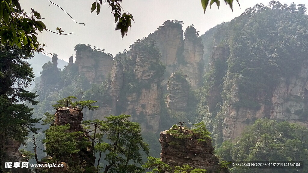 张家界奇峰异石景观