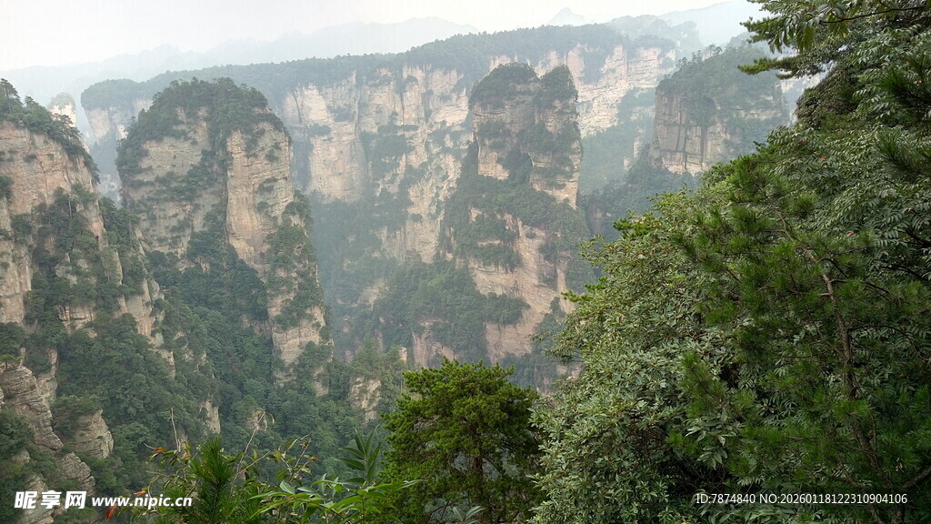 张家界奇峰异石景观
