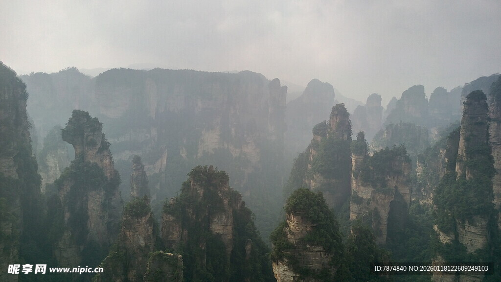 张家界奇峰异石景观
