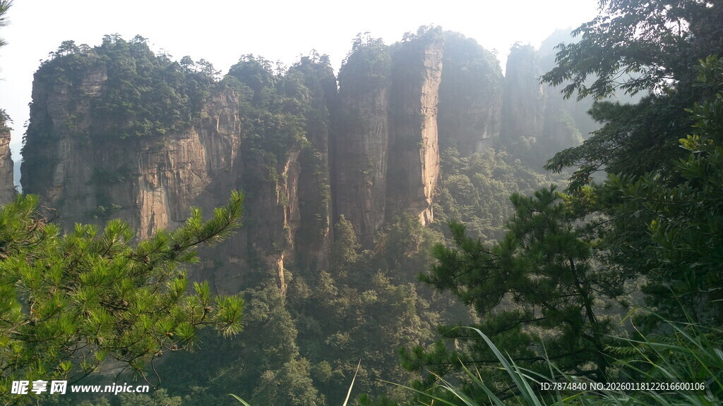 张家界奇峰异石景观