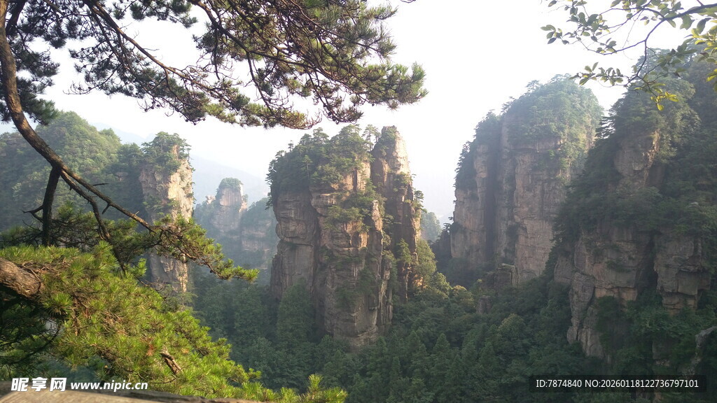 张家界奇峰异石美景