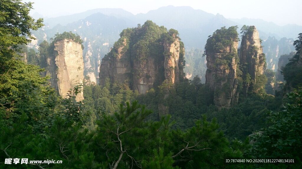 张家界奇峰异石景观