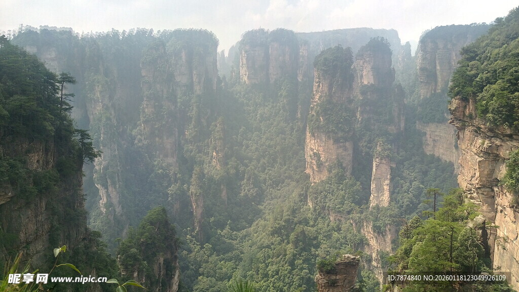 张家界奇峰美景