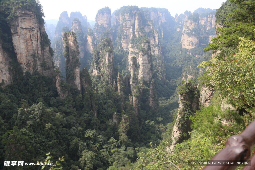 张家界奇峰异石景观