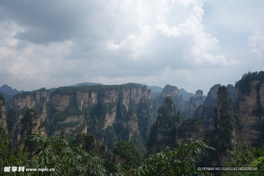 张家界奇峰美景