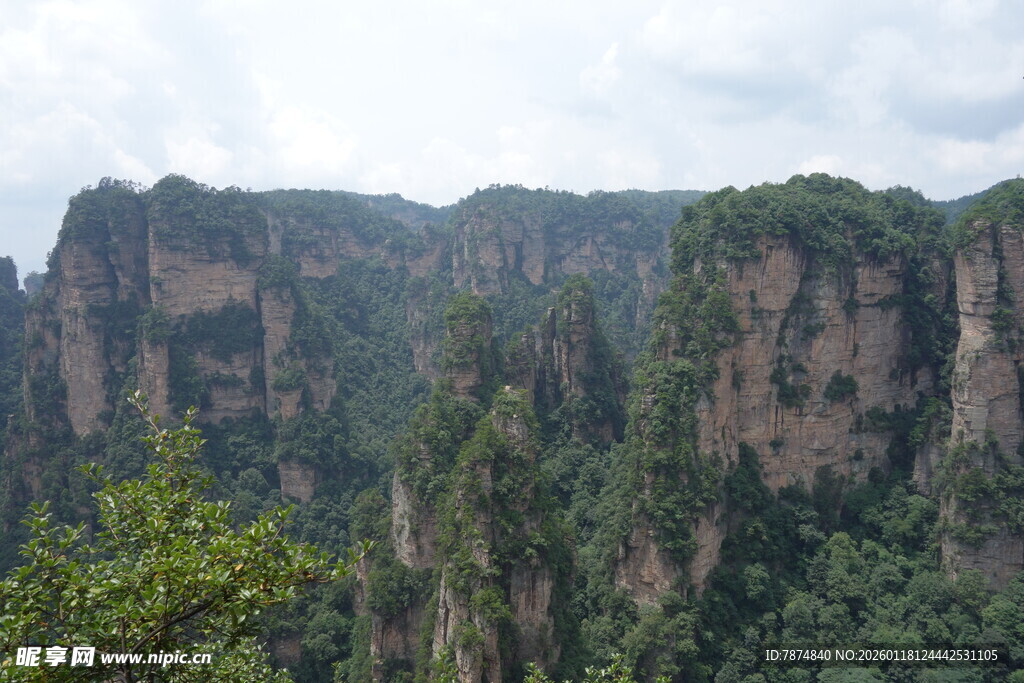 张家界奇峰异石景观