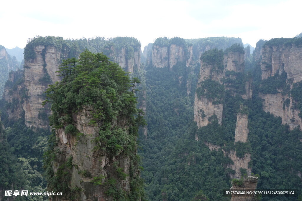 张家界奇峰异石景观