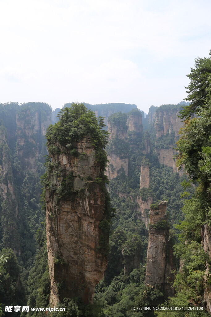张家界奇峰异石景观