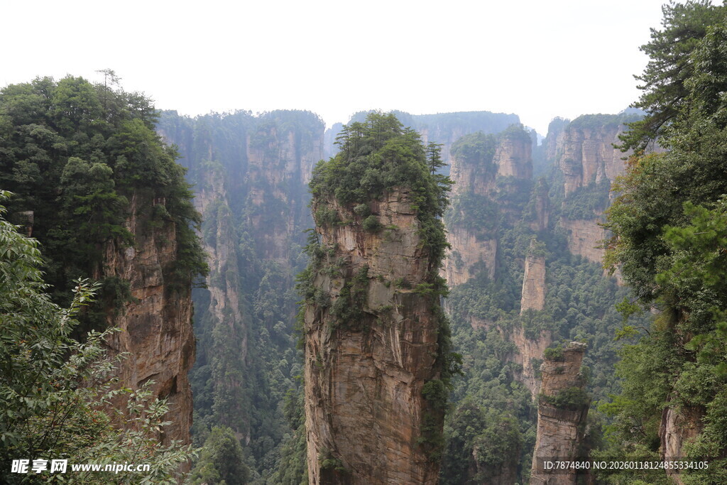 张家界奇峰异石景观