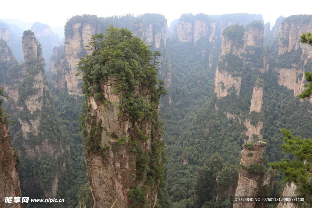 张家界奇峰异石景观