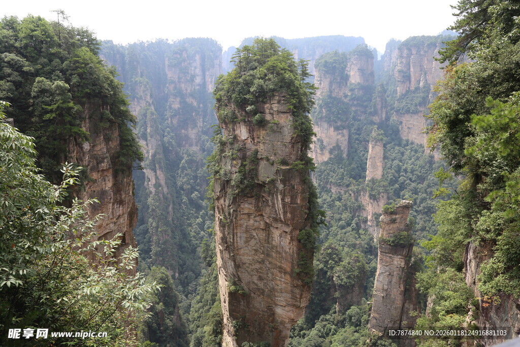 张家界奇峰异石景观