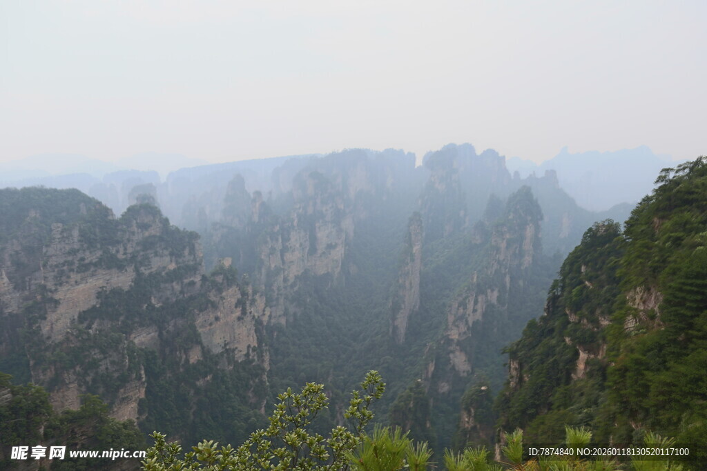 张家界奇峰景色