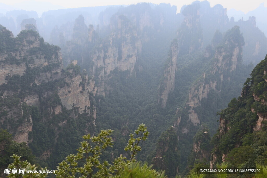 壮丽张家界奇峰景观