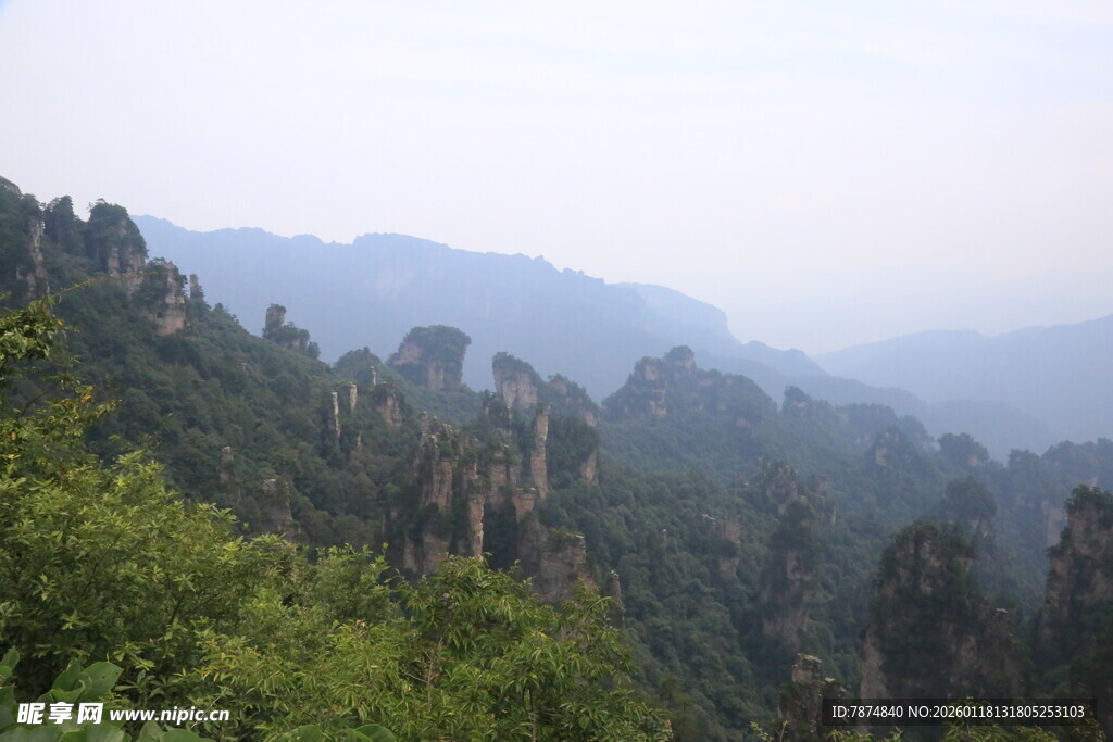 壮美张家界奇峰景观
