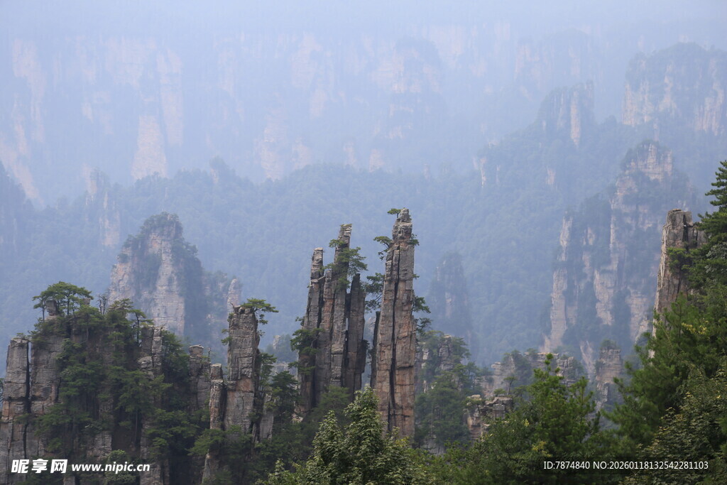 张家界奇峰异石景观