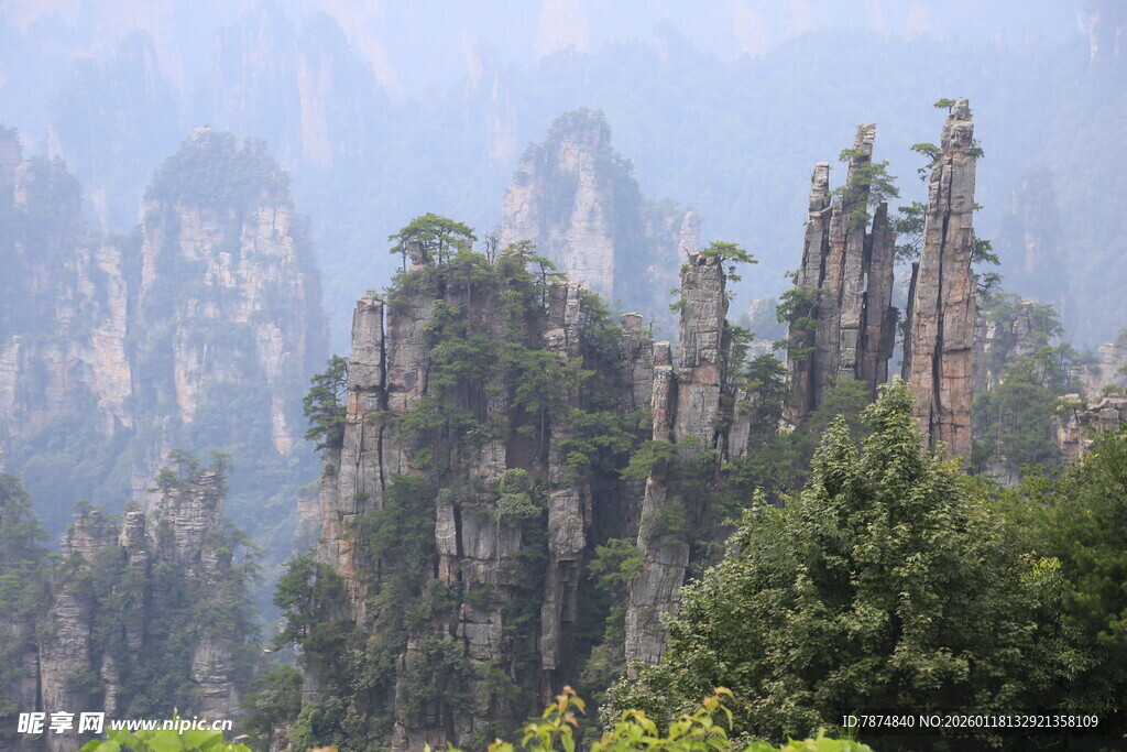 张家界奇峰异石景观