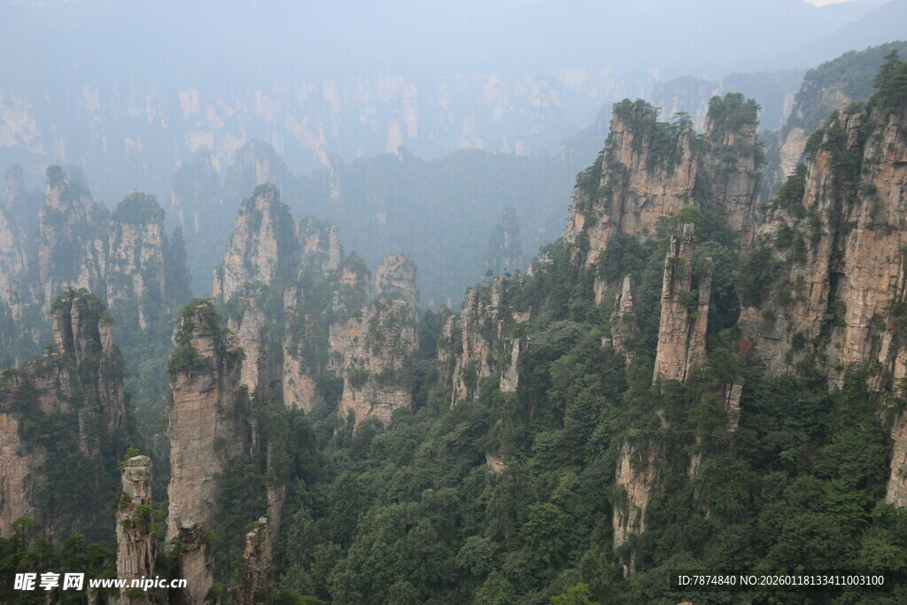 张家界奇峰异石景观