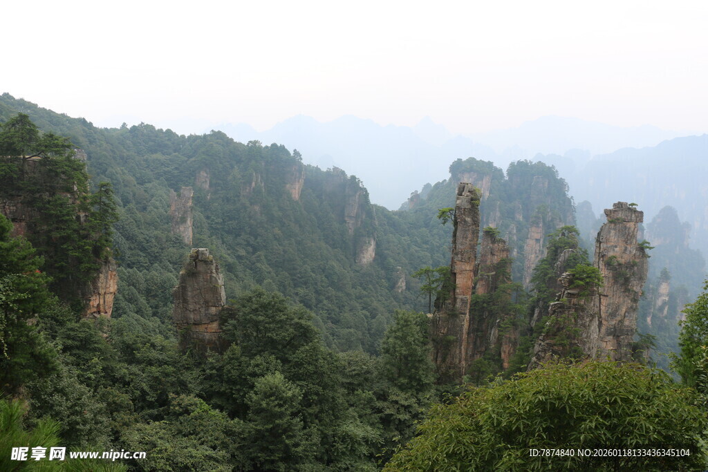 张家界奇峰异石景观