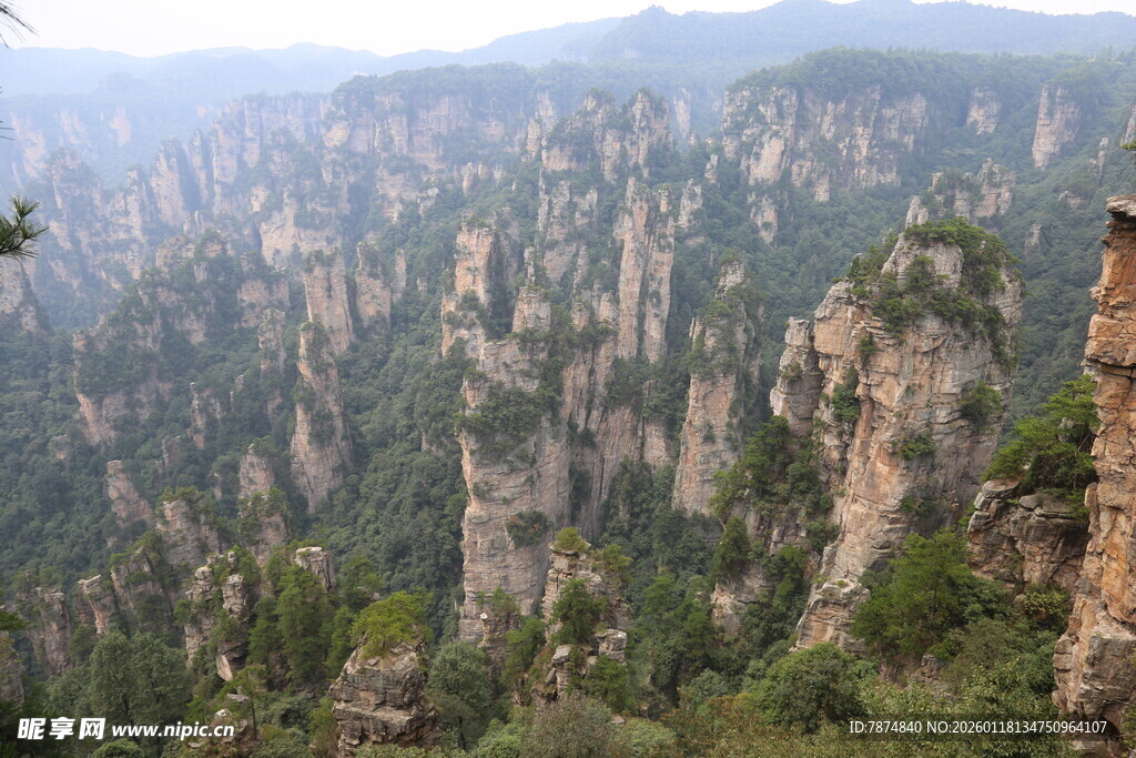 张家界奇峰峻岭壮美景观