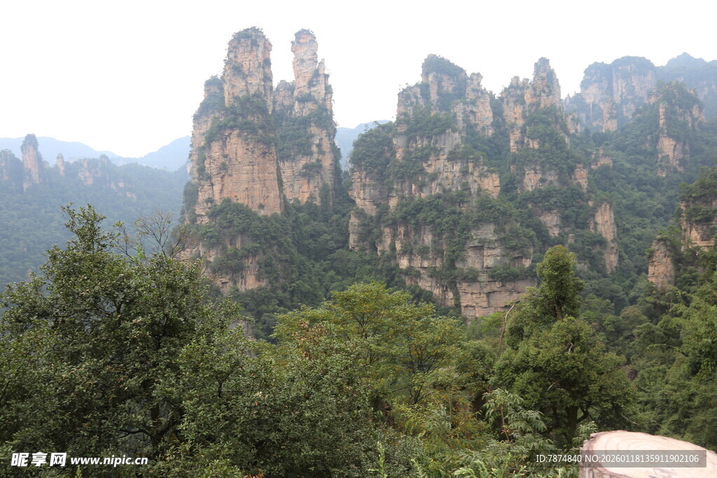 张家界奇峰异石景观