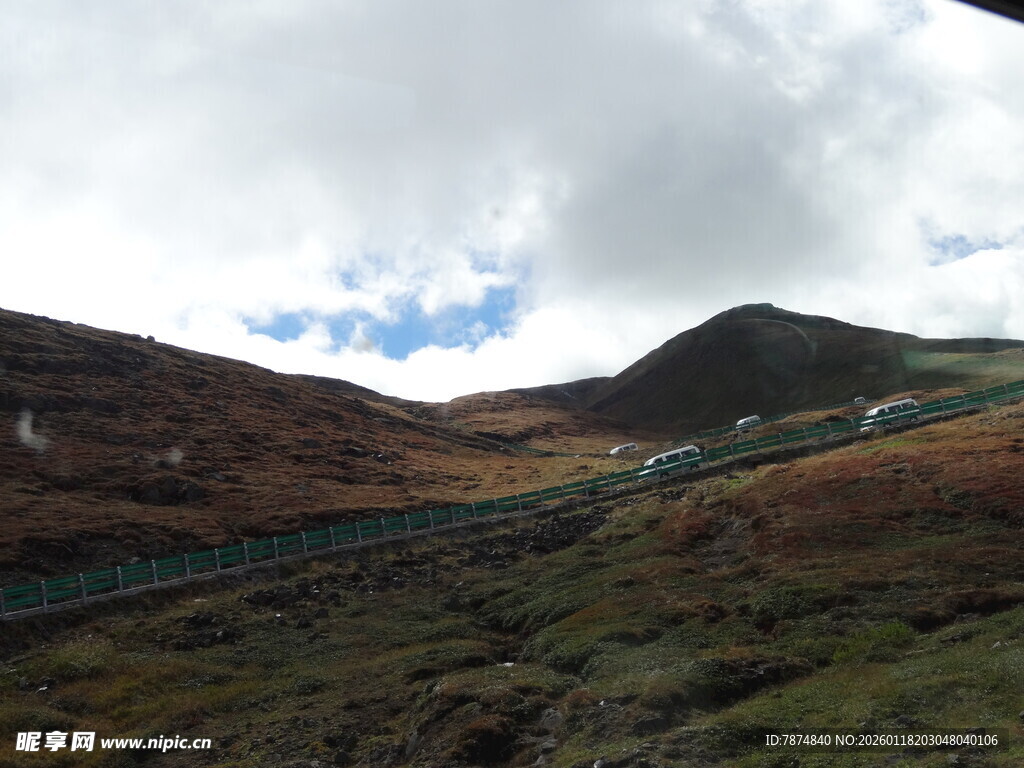 山间公路风景