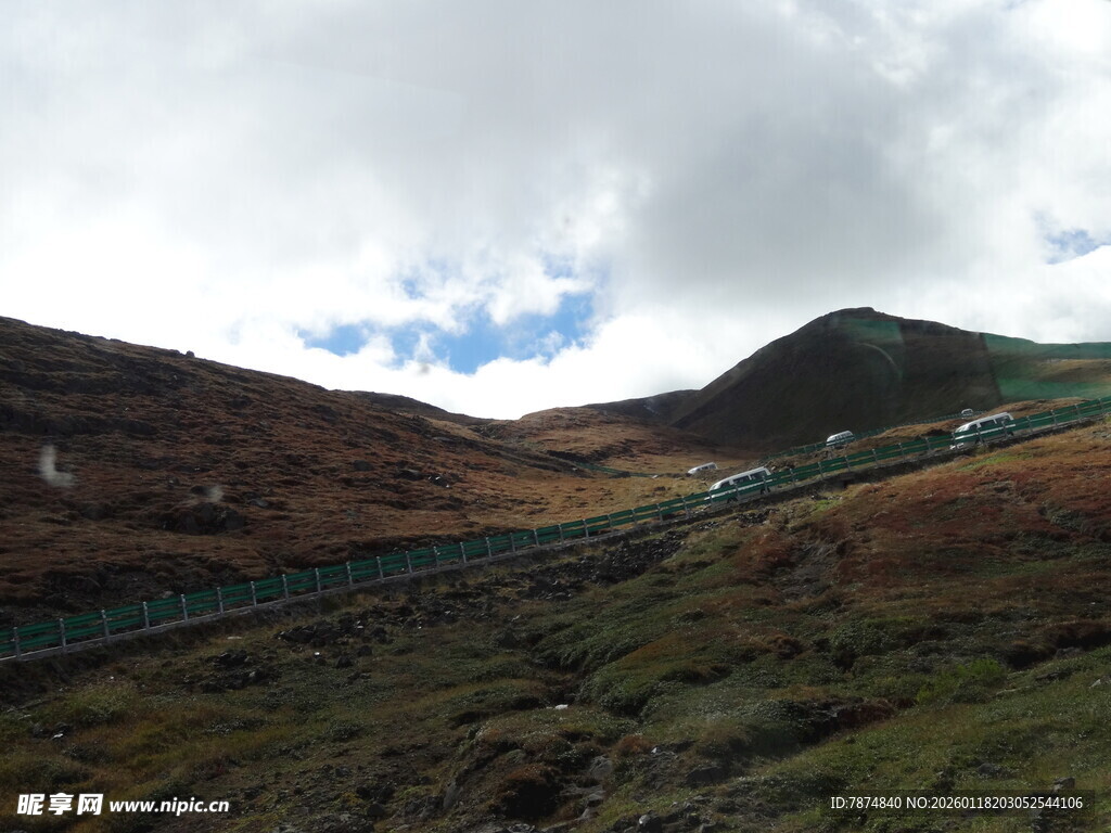 山间公路风景
