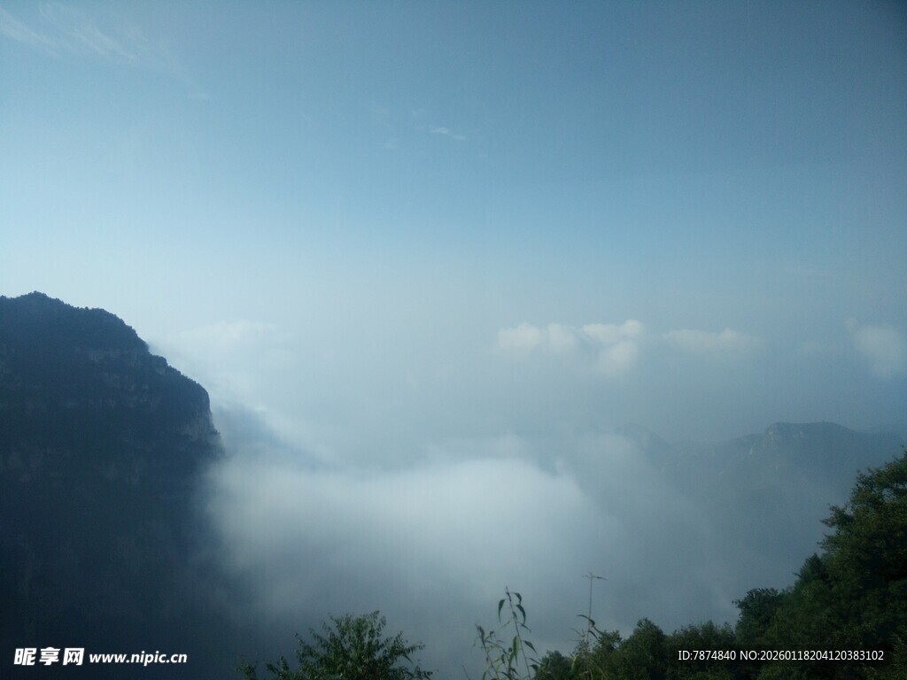 山间云海美景