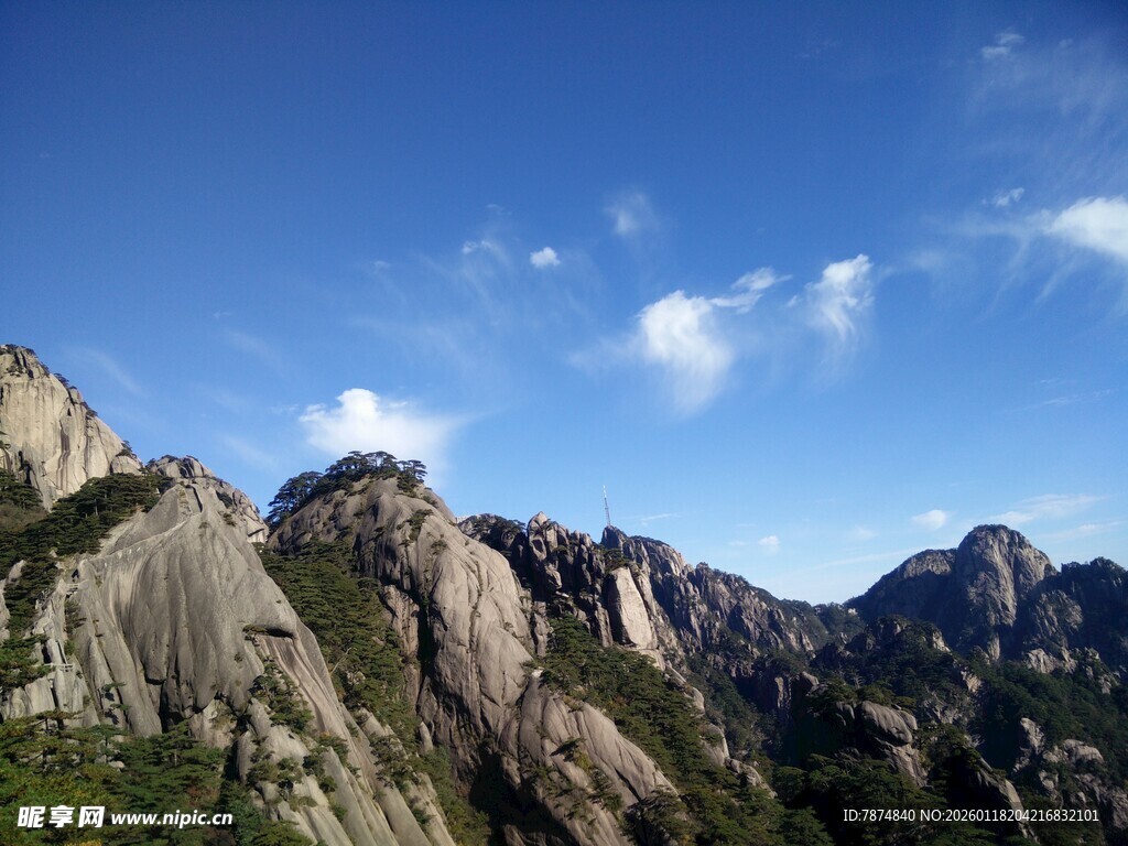 壮丽巍峨的高山景观