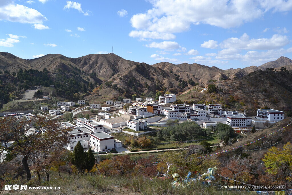 山间村落美景