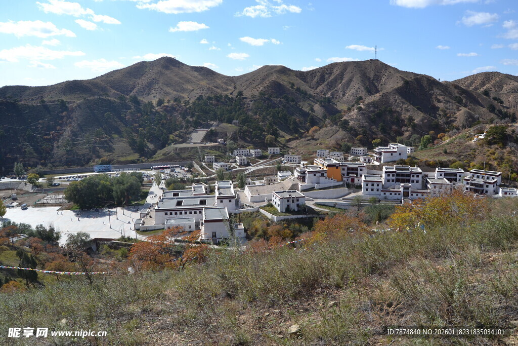 山间村落美景