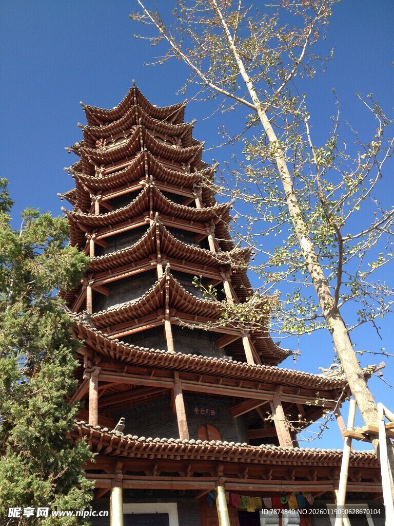 中式多层宝塔建筑景观