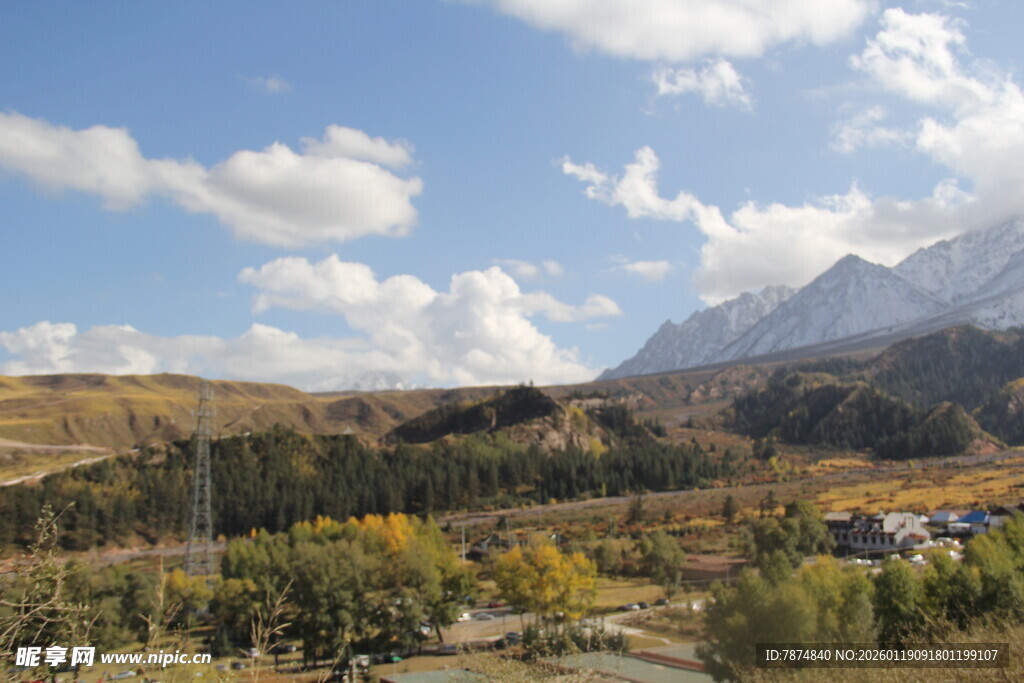 秋日山间美景