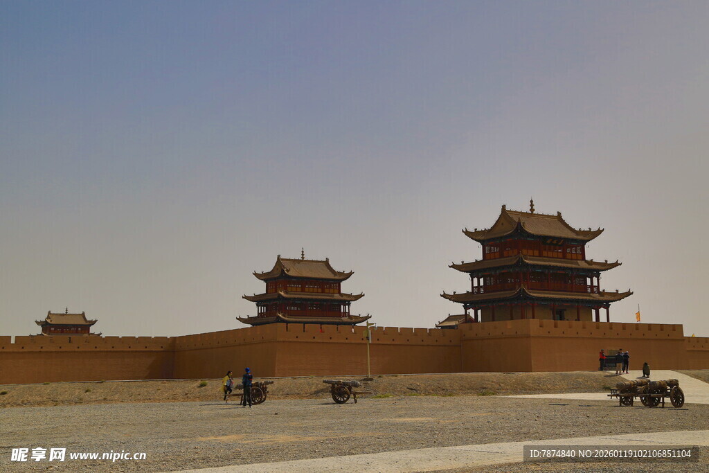 古城墙与城楼景观