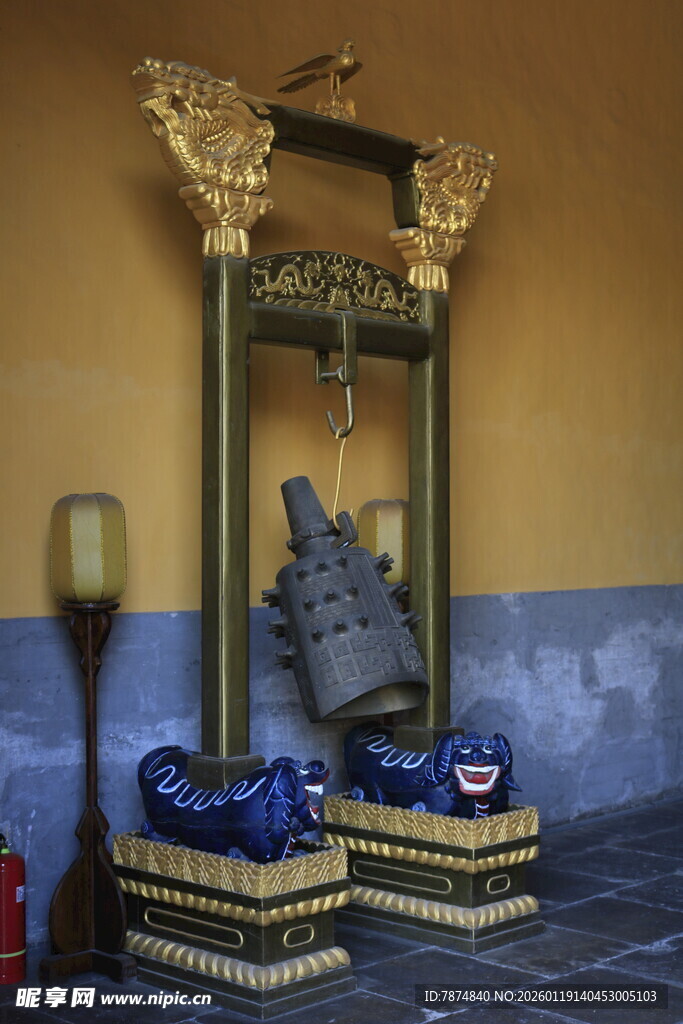 中式古典华丽宝座