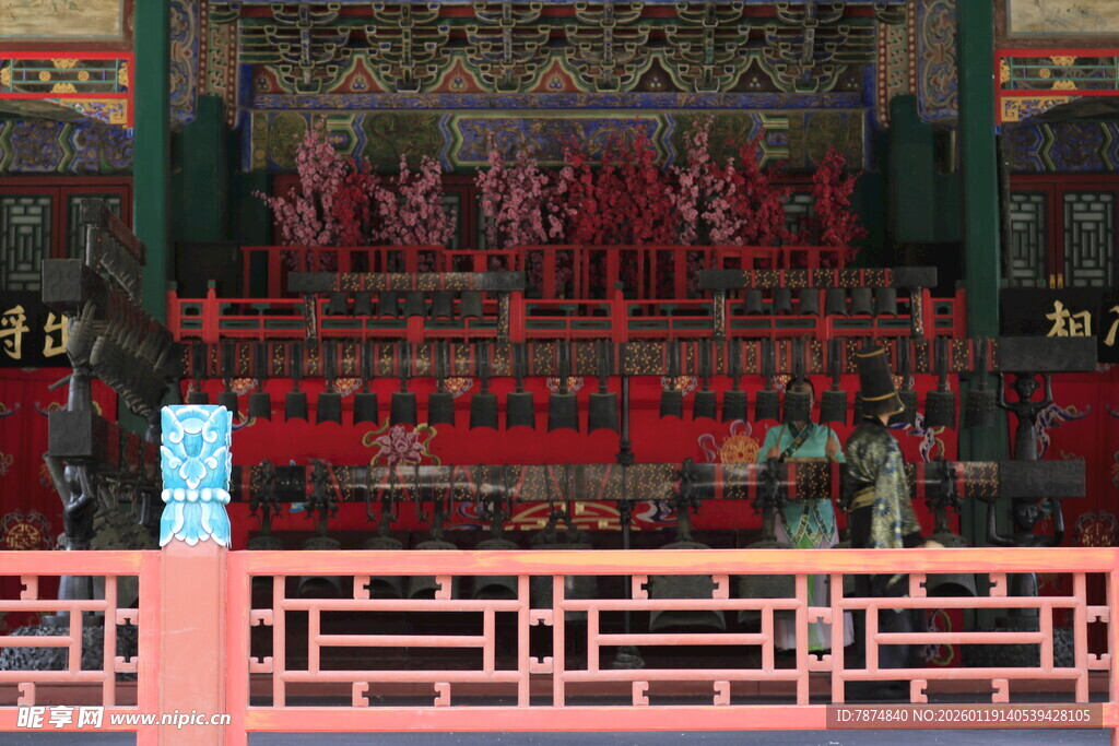 中式传统戏台内部景观