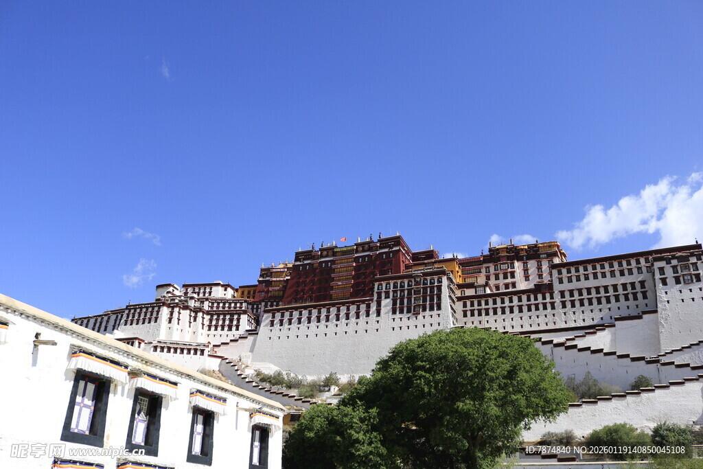 布达拉宫壮丽景观