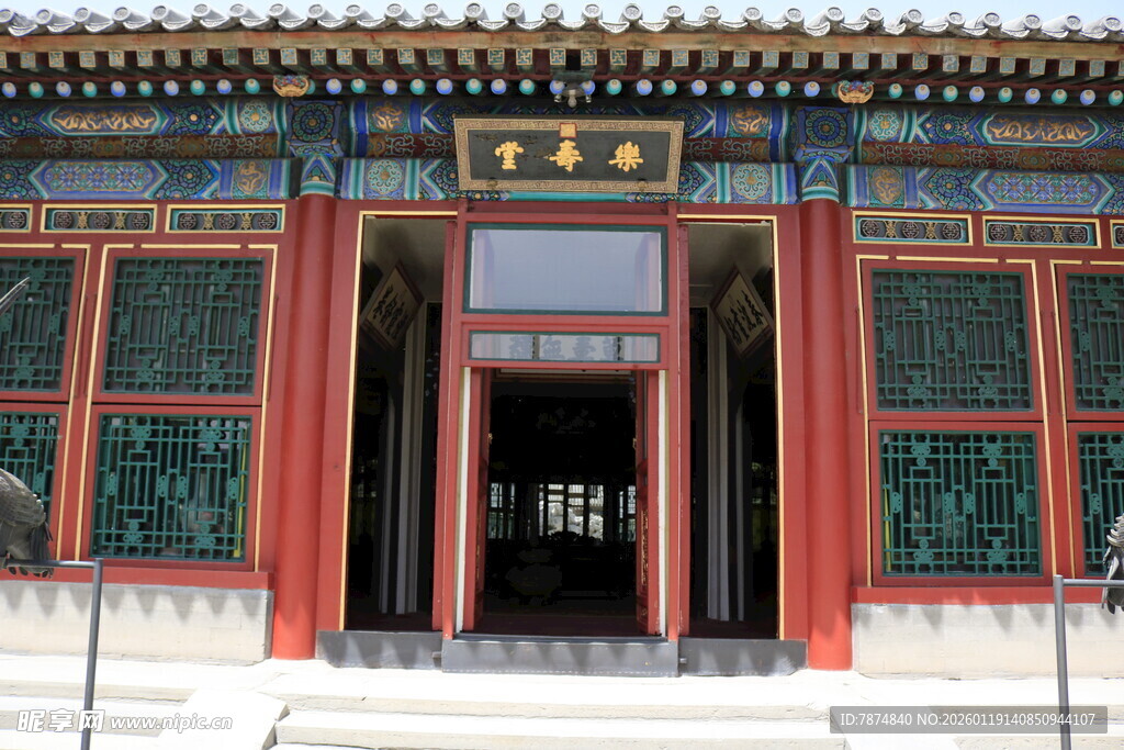 中式古建筑大门