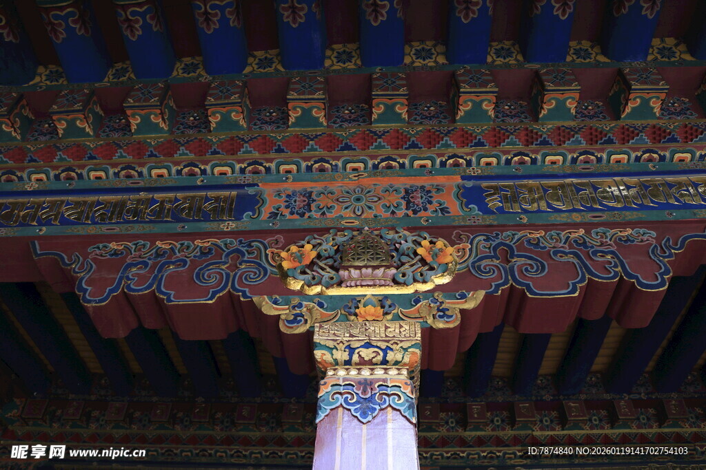 中式古建筑精美梁柱细节