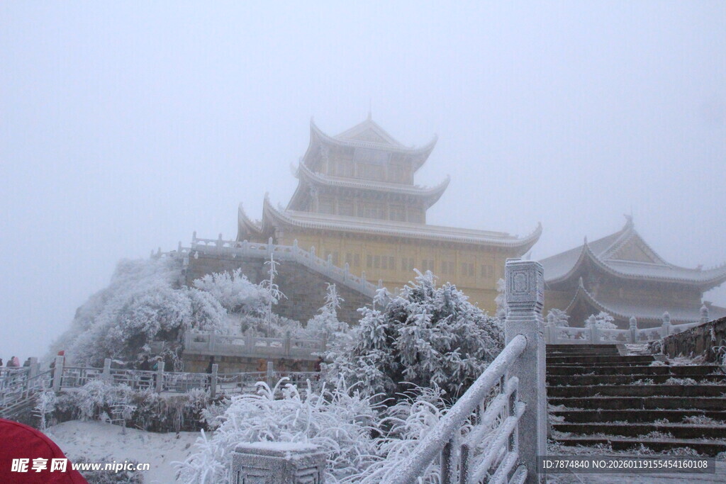 雪覆古建 尽显静谧之美